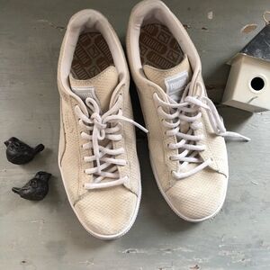 PUMA Cream SUEDE WINTERIZED CLASSIC LO SNEAKER 7